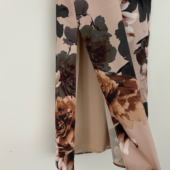 Le Chateau Floral Midi Dress in Brown and Black - Picture 3 of 3